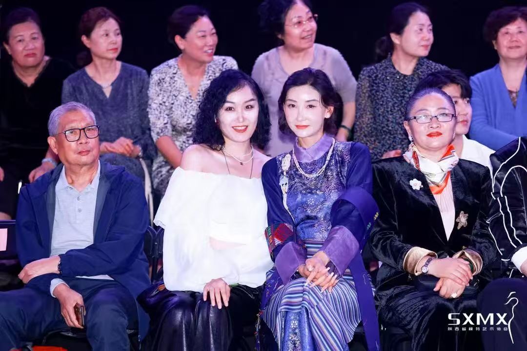 20251014/68ee038c4f9b9.jpg 5.jpg