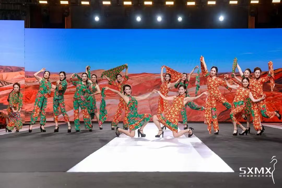 20251014/68ee098bcf6dd.jpg 529012486.jpg